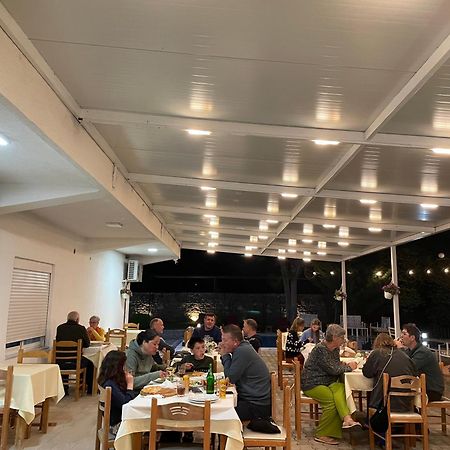 Hotel Aroma Пермети Экстерьер фото
