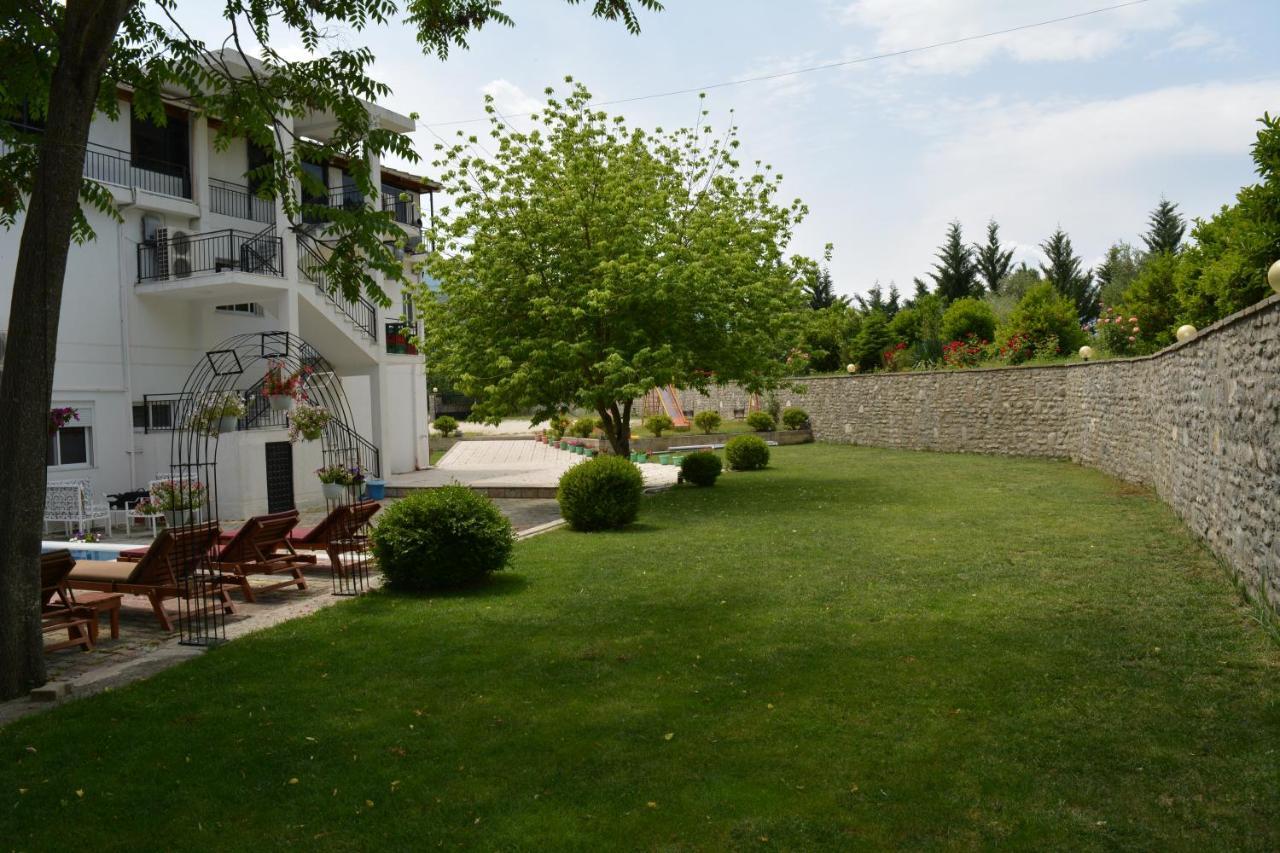 Hotel Aroma Пермети Экстерьер фото