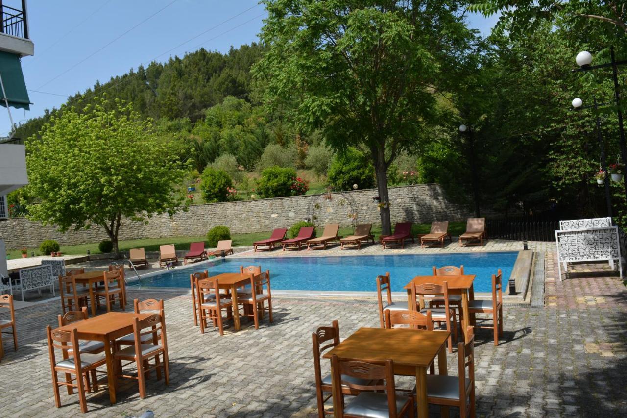 Hotel Aroma Пермети Экстерьер фото